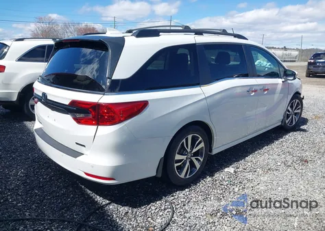 2022 Honda Odyssey Touring z USA, uszkodzony, nr VIN 5FNRL6H81NB052807